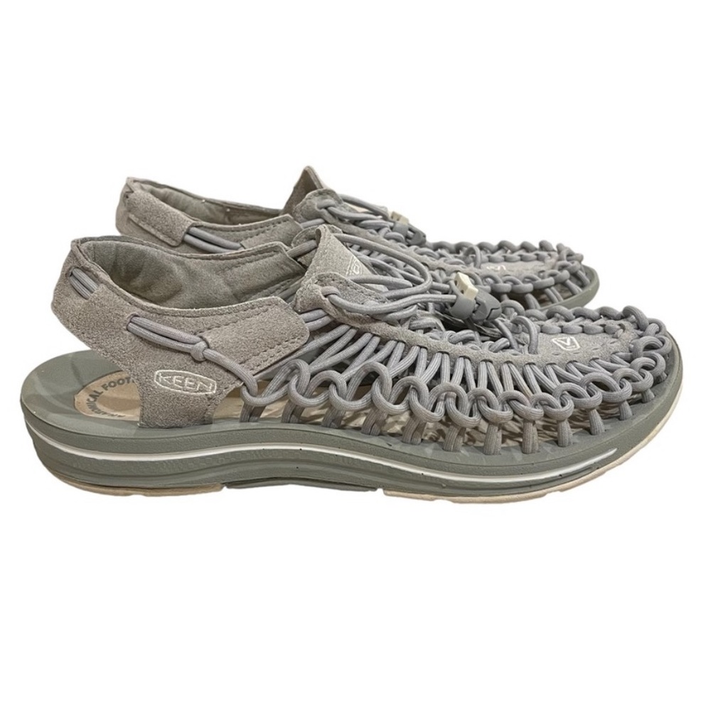 Keen | Uneek Grey Sandals Classic Two Cord Waterproof Bungee | womens 8